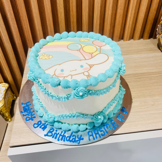 Cinnamon Roll Theme Cake