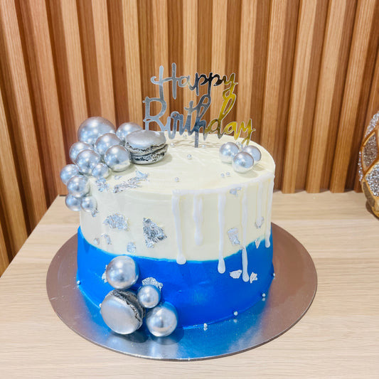 Blue&White Cake