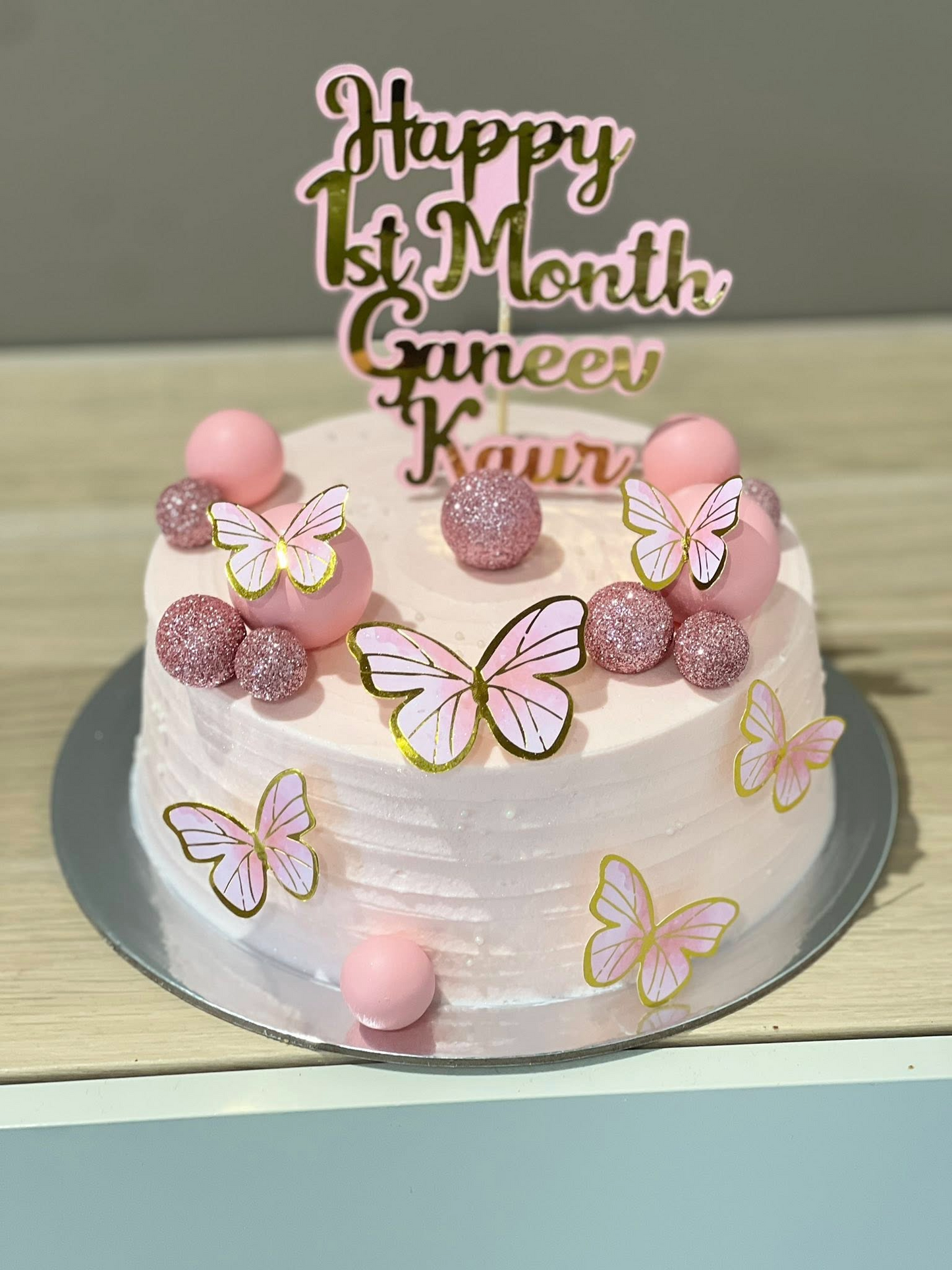 Soft pastel pink theme cake